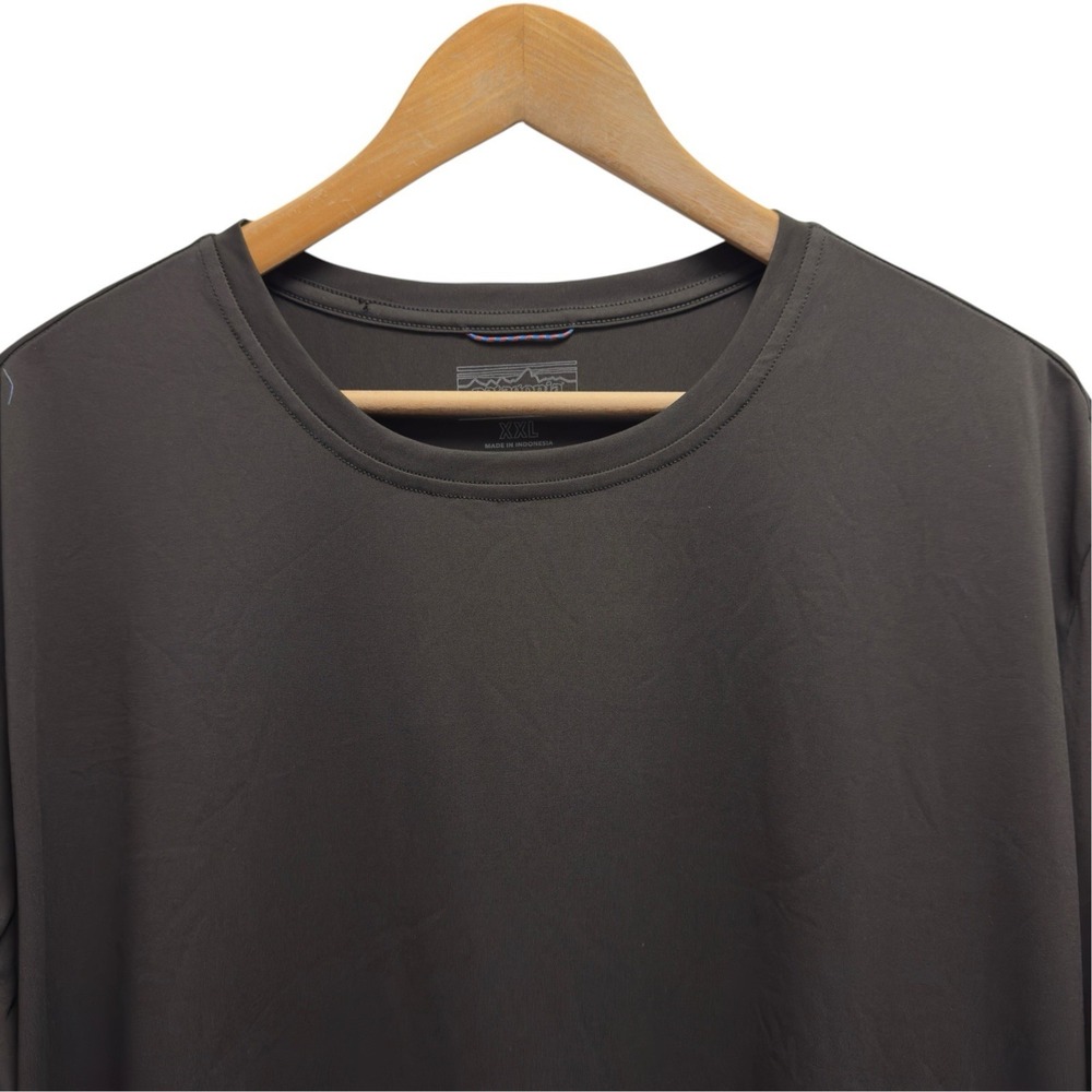 Patagonia Mens XXL Charcoal Gray Capilene Cool Daily Performance Outdoor T-Shirt